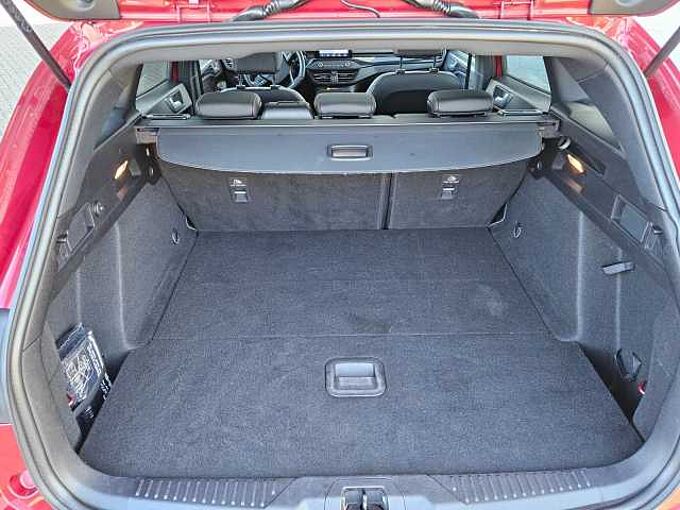 Ford Focus 150PS ST-Line*Pano*LED*RFK*ACC*WiPa*HuD* ST-Line