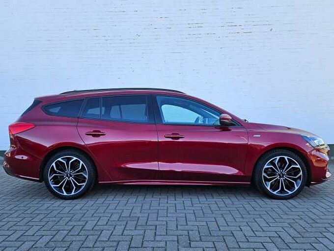 Ford Focus 150PS ST-Line*Pano*LED*RFK*ACC*WiPa*HuD* ST-Line