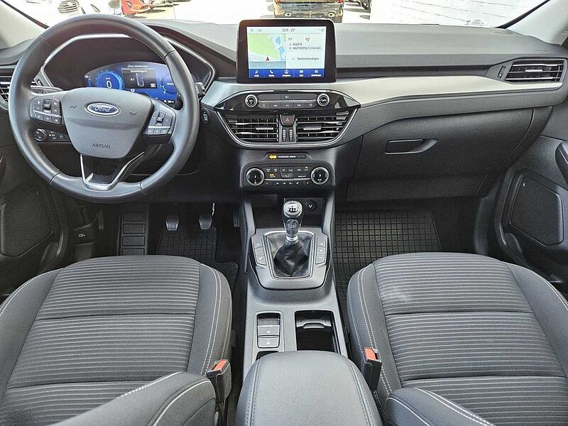 Ford Kuga TITANIUM*AHK*ACC*LED*WiPa*BLIS*RFK* Titanium